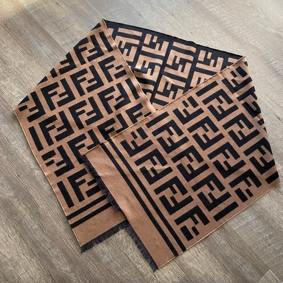 Fendi Beige Wool/Silk Scarf - Picture 2 of 6